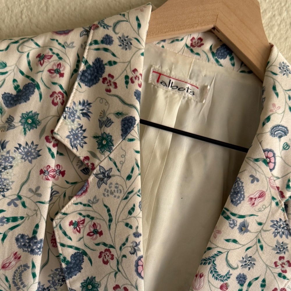 Vintage Talbots Floral Patterned Blazer-Size 4 - Picture 14 of 14